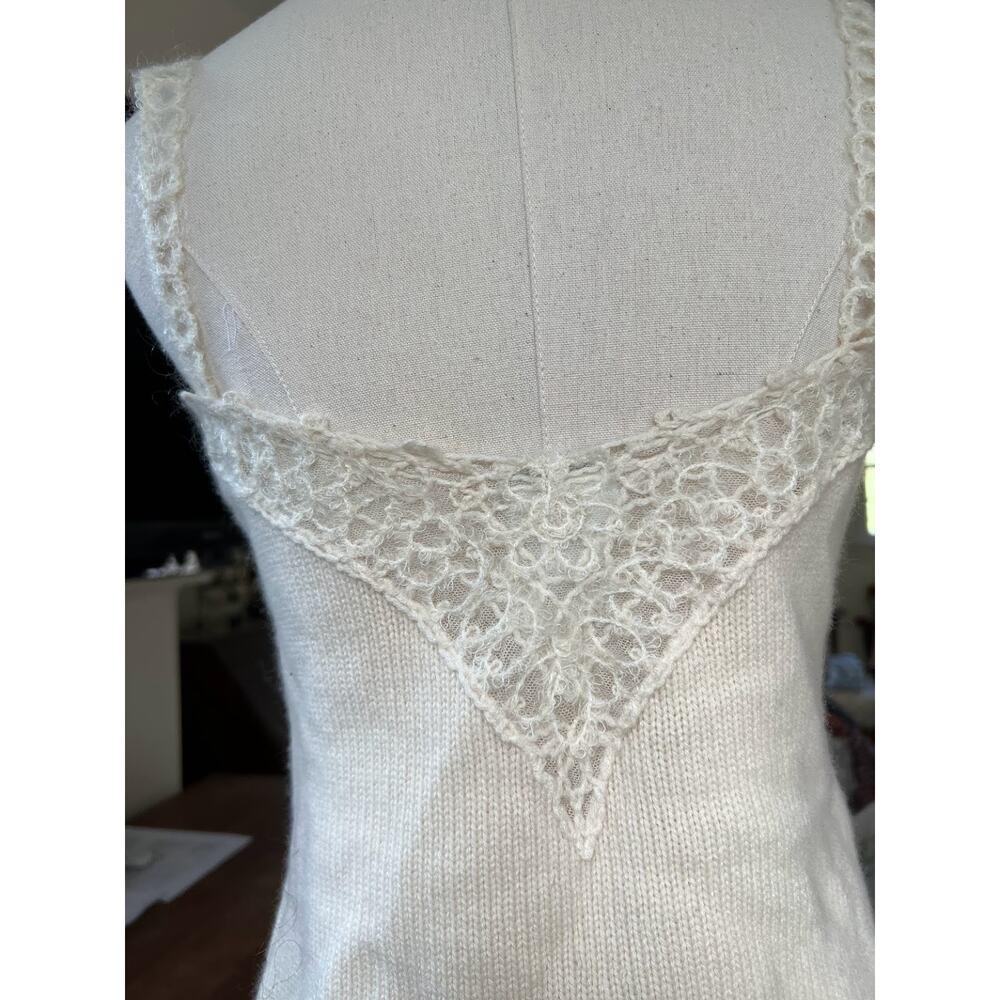 2006 Chanel Knit Cashmere Lace Cream Tank Top - Picture 9 of 15